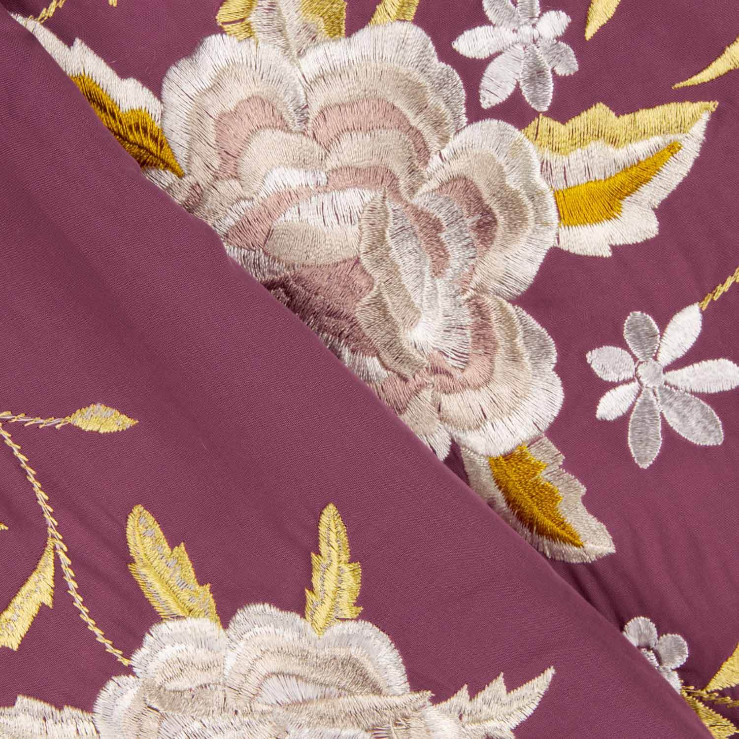 Tencel-Reststück mit Stickerei, hellburgunderfarbener Schal – verschiedene Maße x 140 cm breit - Ribes y Casals