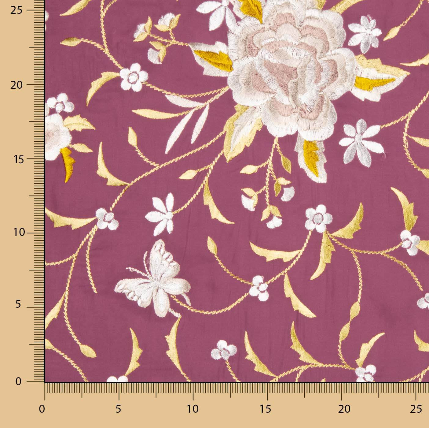 Tencel-Reststück mit Stickerei, hellburgunderfarbener Schal – verschiedene Maße x 140 cm breit - Ribes y Casals
