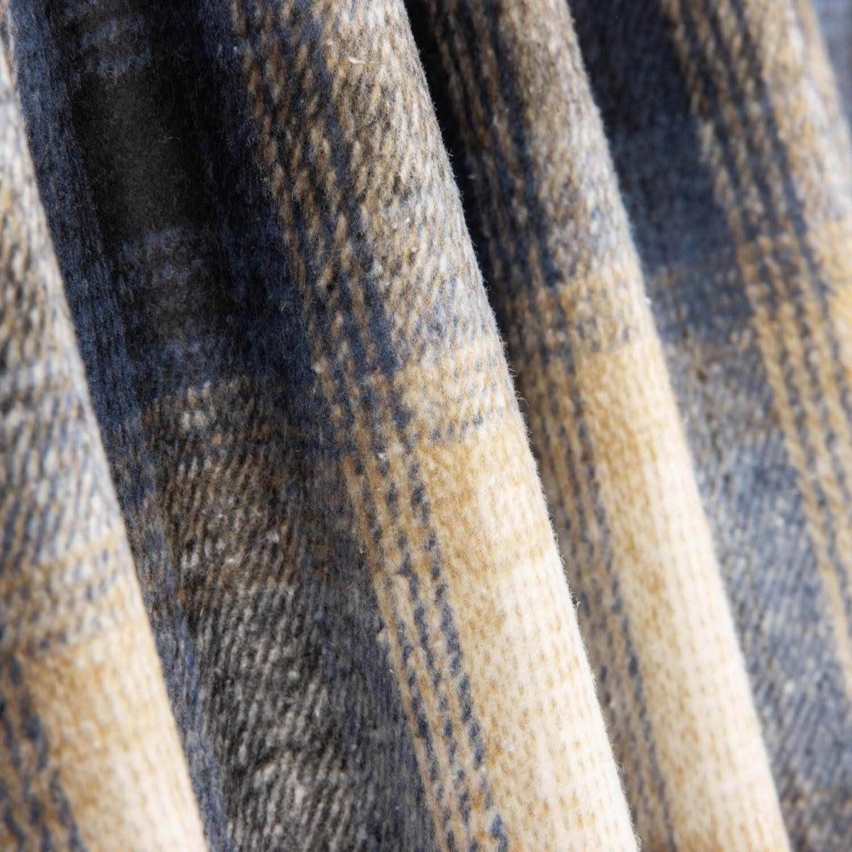 Blau, Ecru und Beige karierter Mufflon - Ribes y Casals