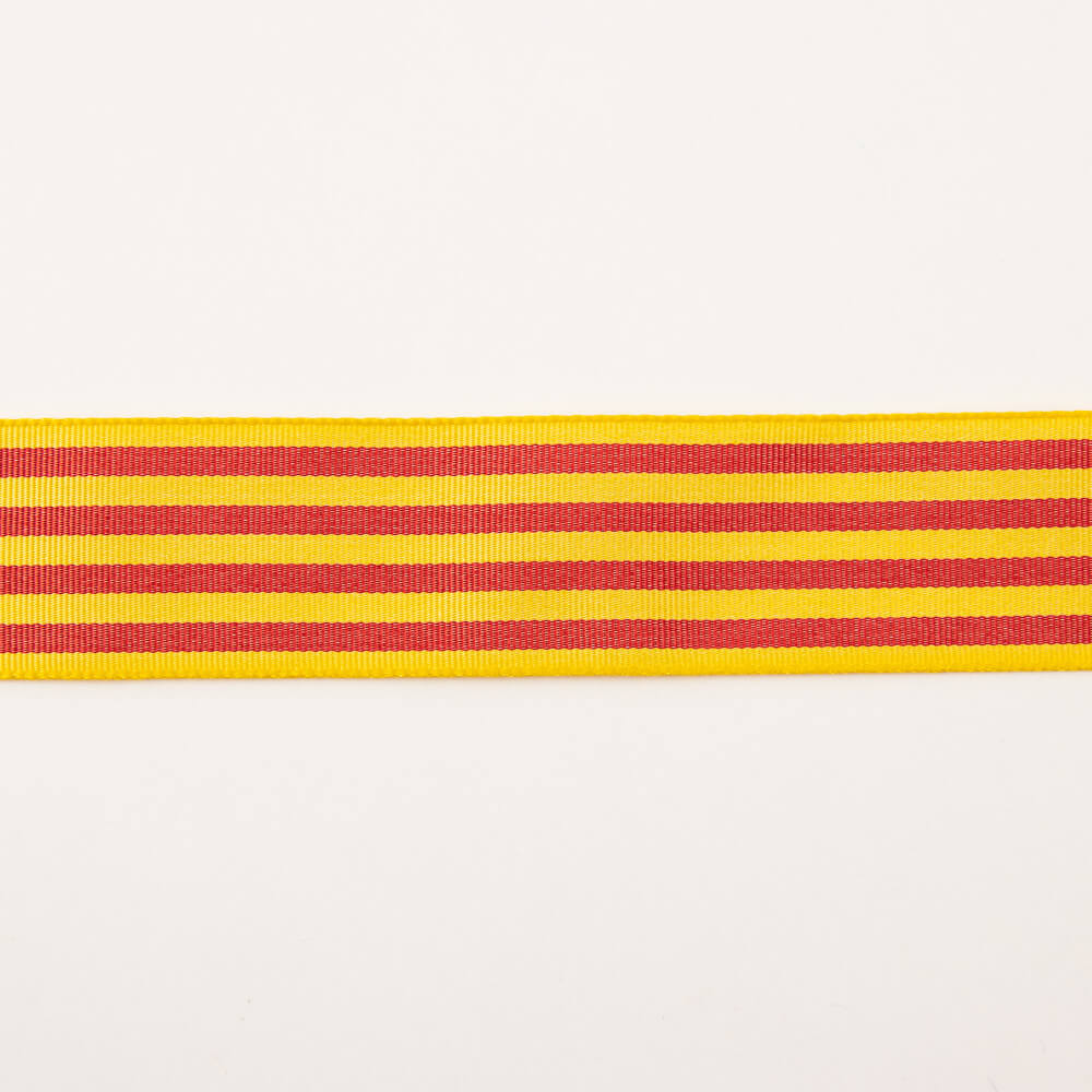 Band mit katalanischer Flagge - Ribes y Casals