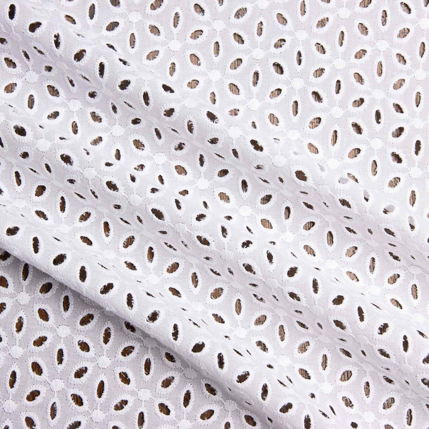 Swiss Embroidery White Petal Flower White Natural - Ribes y Casals