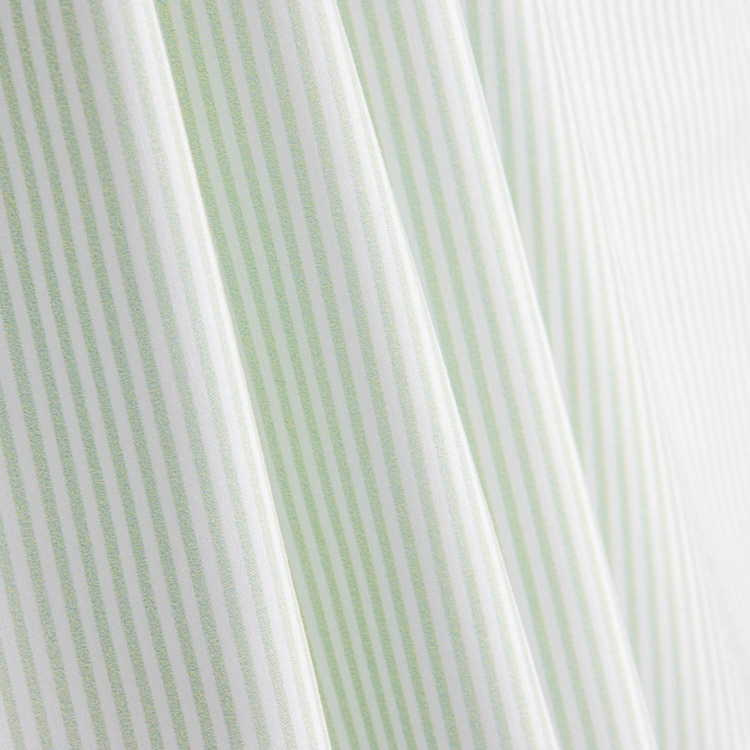 Perkal Gedruckte feine Streifen Grün-Weiß - Ribes y Casals