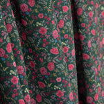 Crêpe Light Floral Print Mini Fuchsia auf Dunkelgrün - Ribes y Casals