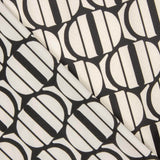 Satin-Polyester-Stoffrest geometrisch – verschiedene Maße x Breite 155 cm - Ribes y Casals