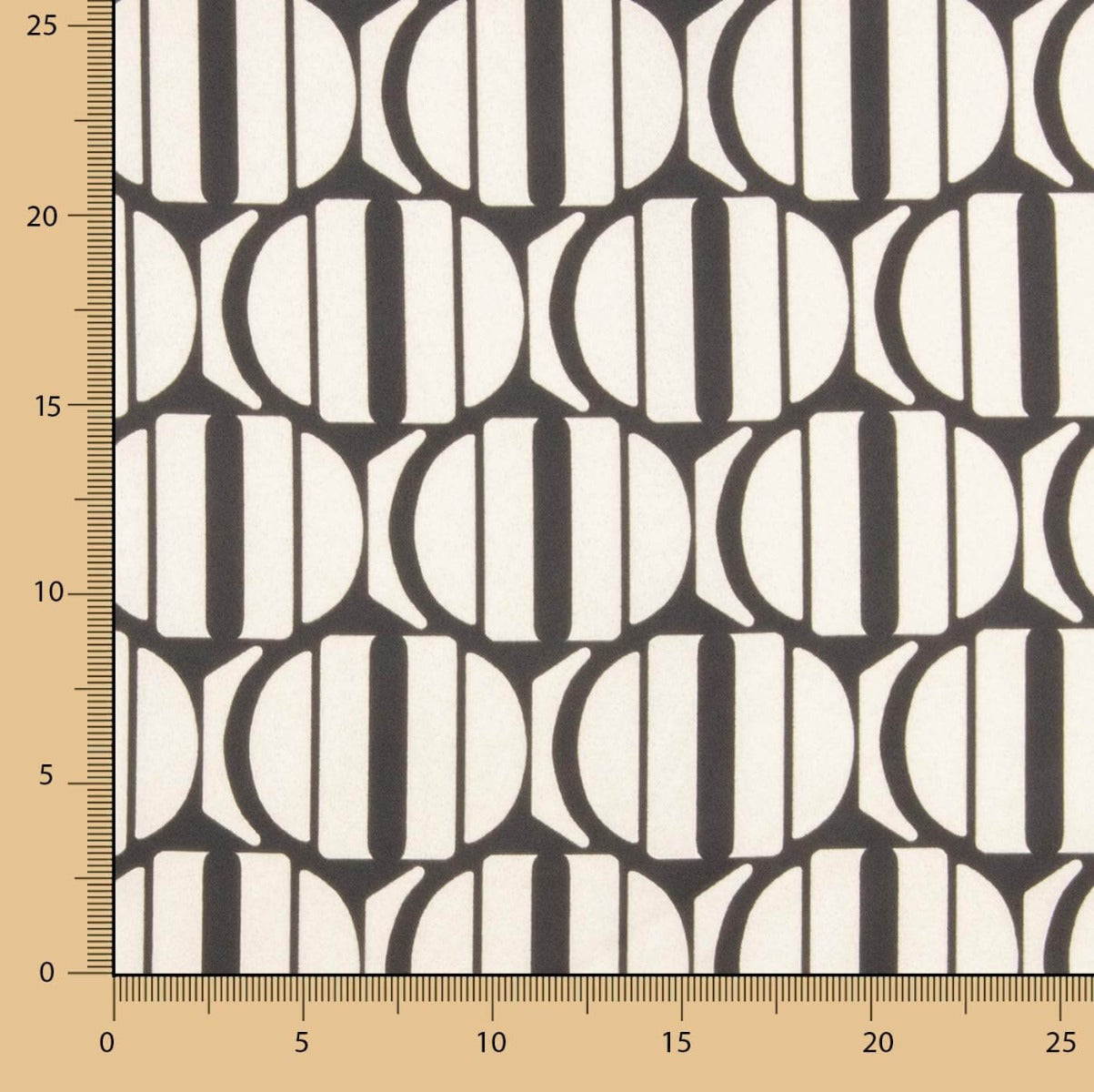 Satin-Polyester-Stoffrest geometrisch – verschiedene Maße x Breite 155 cm - Ribes y Casals