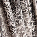 Klassischer Kaschmir-Print aus Polyester-Satin - Ribes y Casals