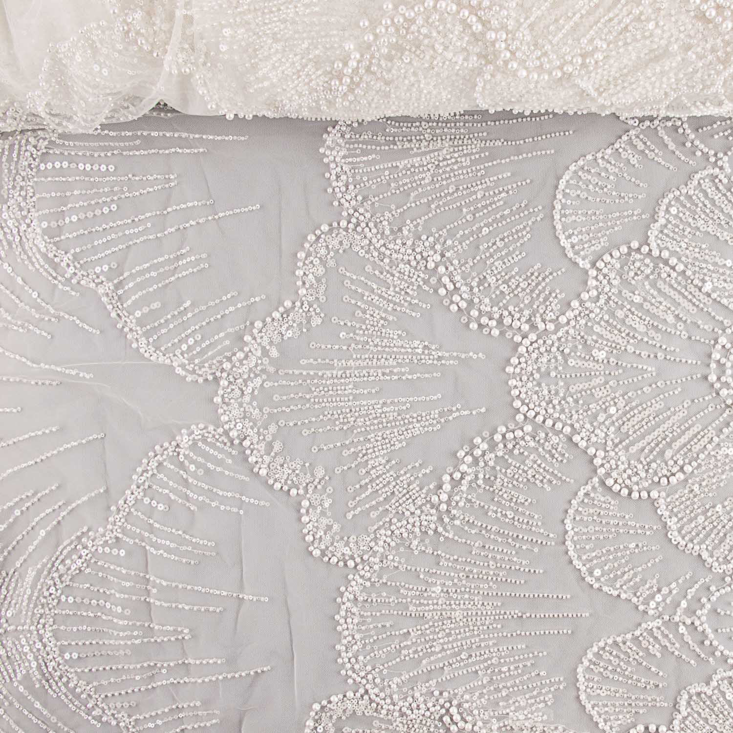 Brautkleid aus weißem Tüll mit Perlenstickerei und Farbverlauf – Elegance - Ribes y Casals