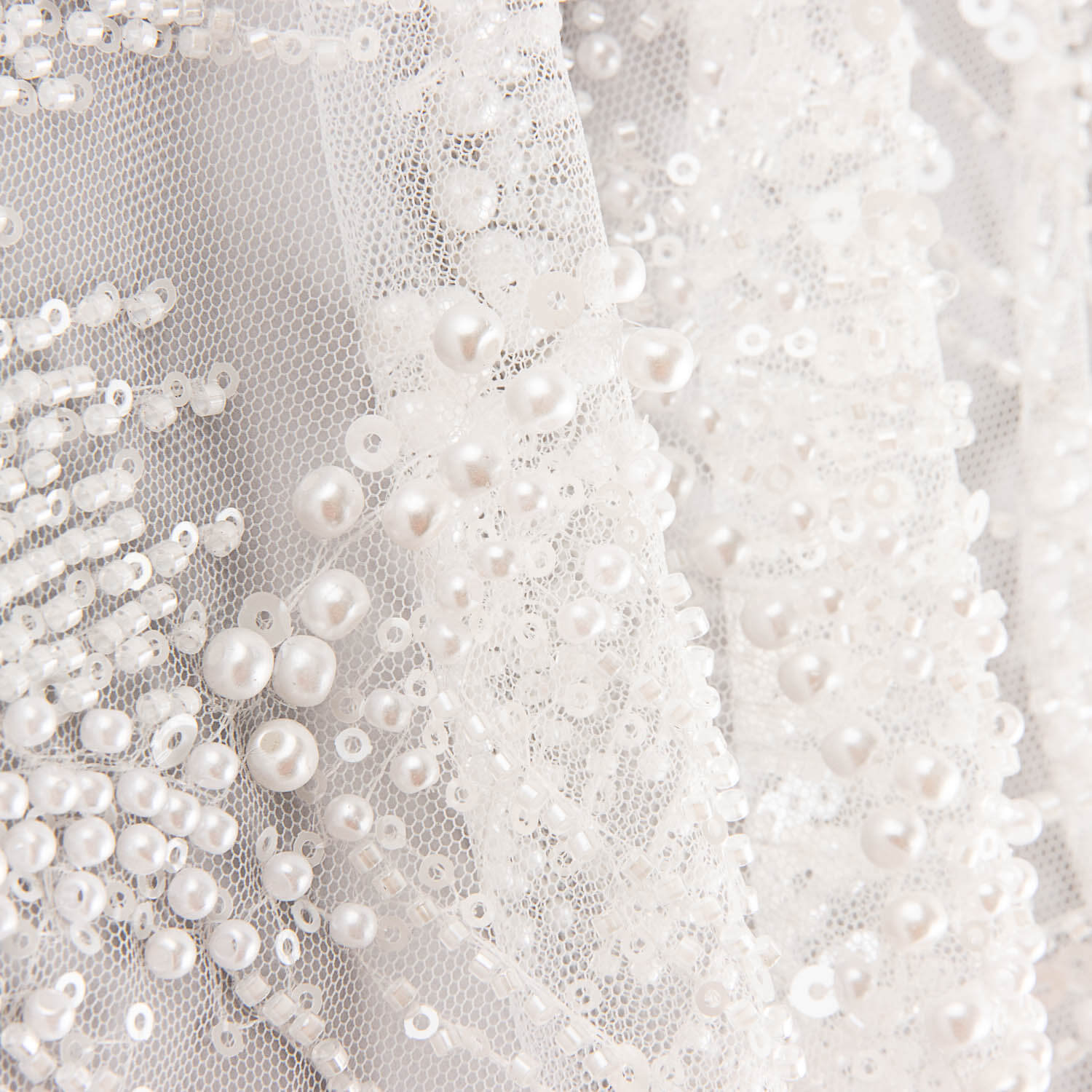 Brautkleid aus weißem Tüll mit Perlenstickerei und Farbverlauf – Elegance - Ribes y Casals