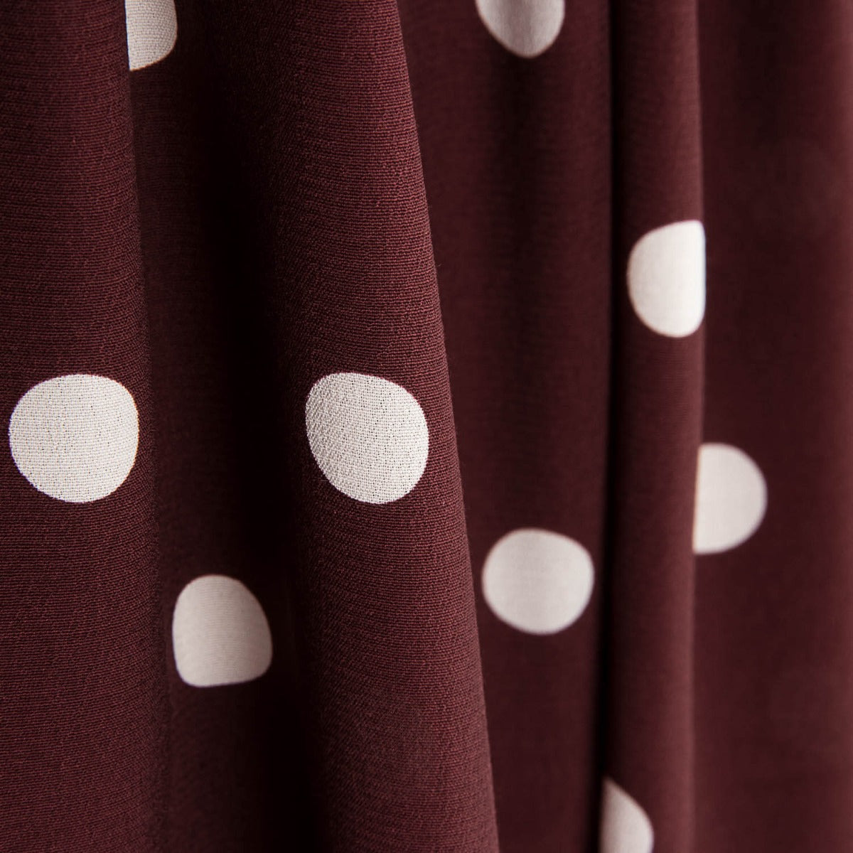 Polyester Krepp gepunktet Maroon - Ribes y Casals