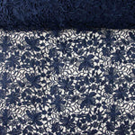 Reststück Guipure mit Blumenmuster, marineblau – verschiedene Längen x Breite 125 cm - Ribes y Casals