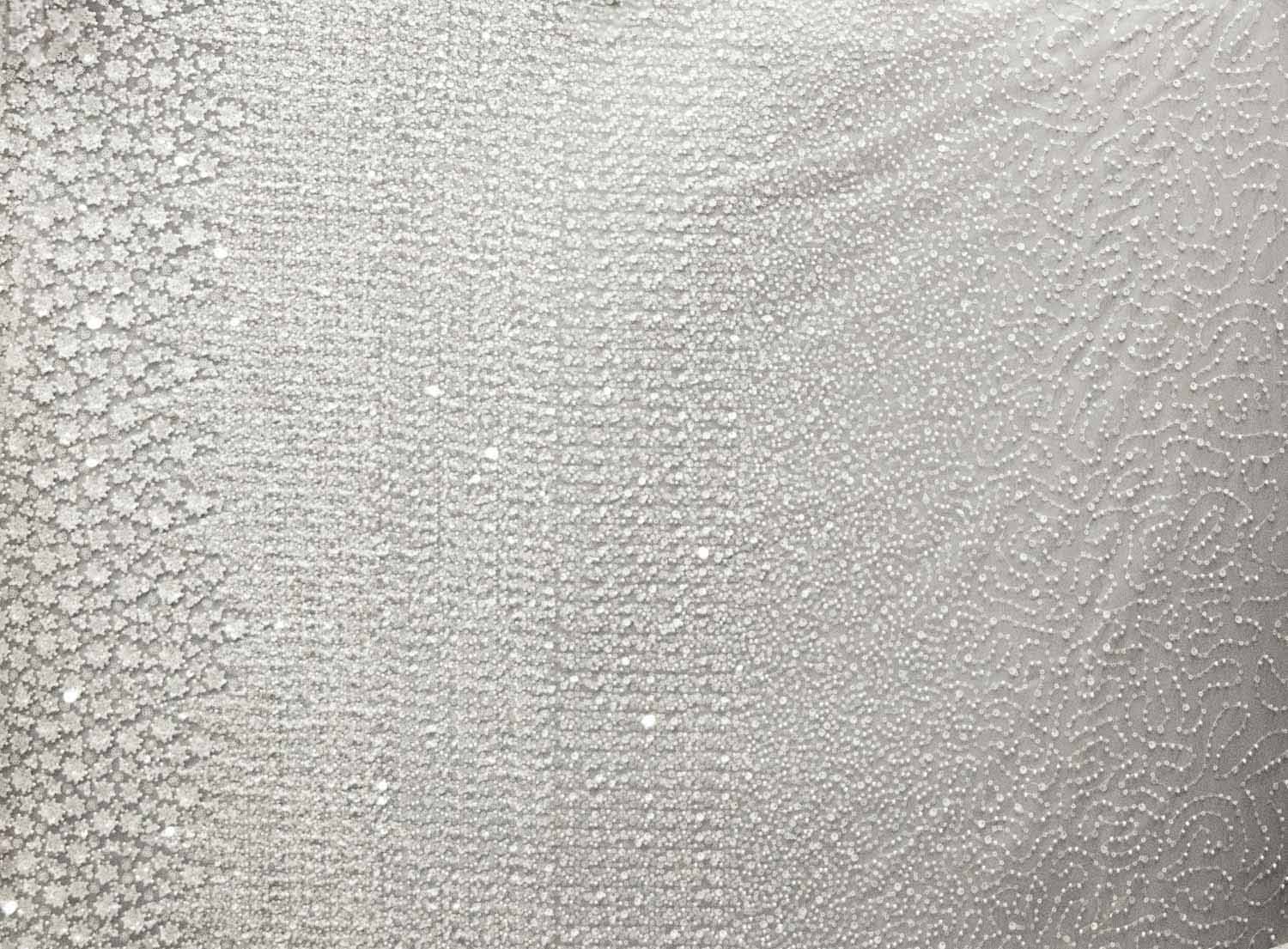 Brautkleid aus weißem Tüll mit Mini-Blumen und Farbverlauf „Elegance“ - Ribes y Casals