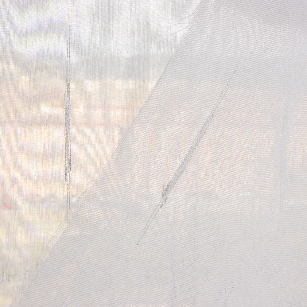 Grau gesprenkelter Netzvorhang - Ribes y Casals