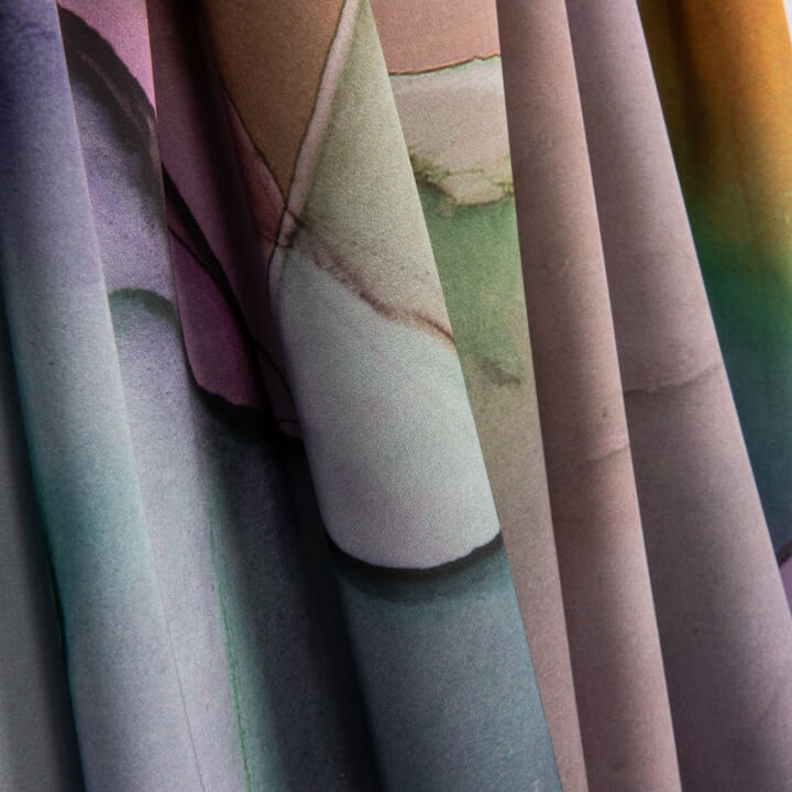 Satin mit „Aguas“-Muster - Ribes y Casals