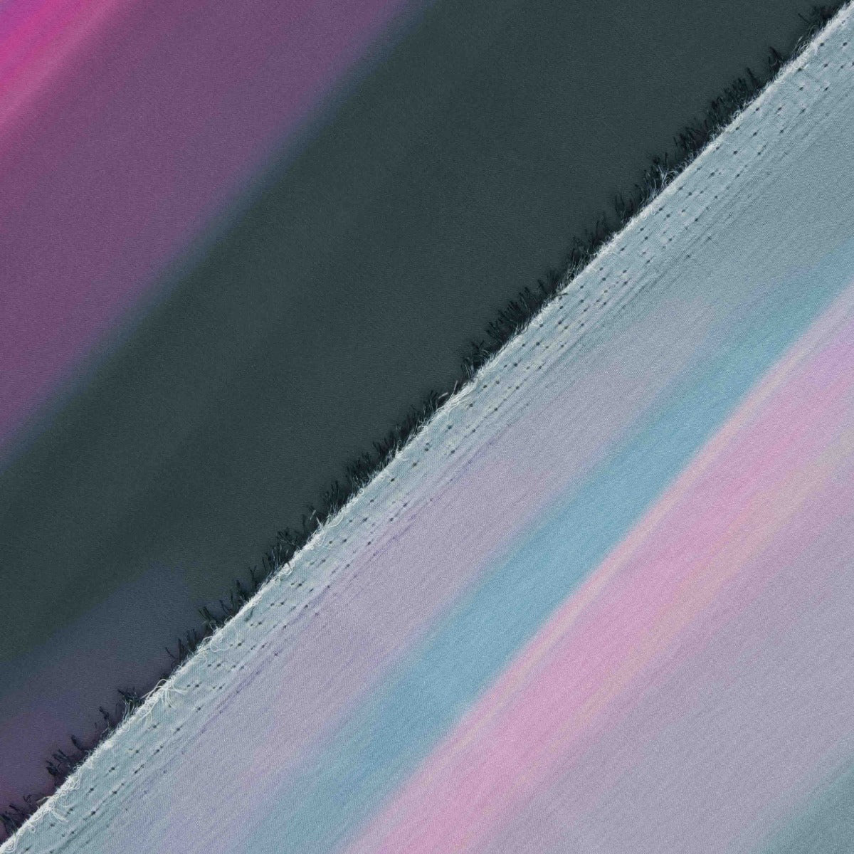 Bedruckter Satin Temuco Violett - Ribes y Casals