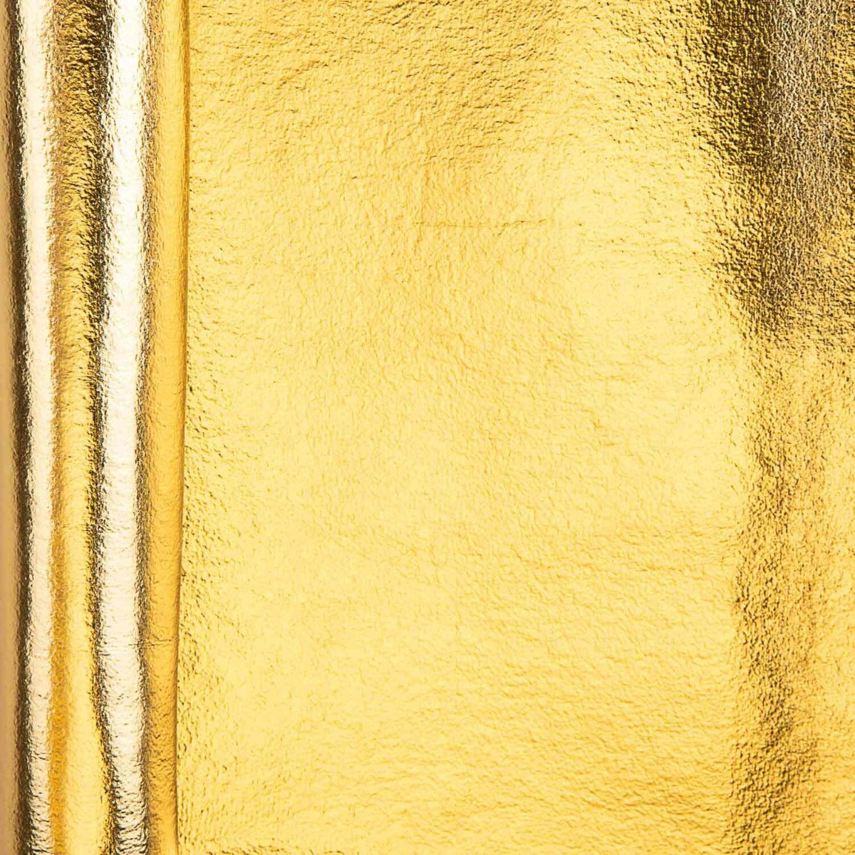 Laminierter Veloursstich in Metallic Gold - Ribes y Casals