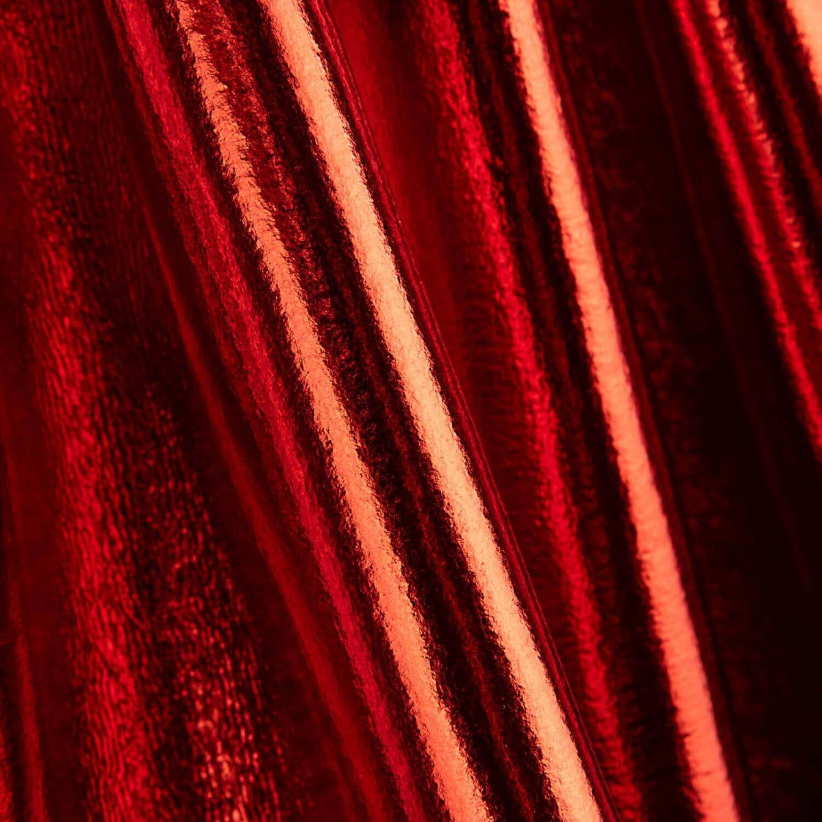 Rotes Metallic-Laminat mit Velourstich - Ribes y Casals