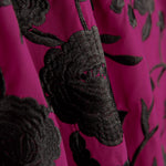 Bestickter Schal Black Tencel Strawberry - Ribes y Casals