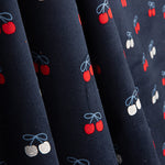 Feincord aus Baumwollstoff mit Kirschen-Print in Marineblau - Ribes y Casals