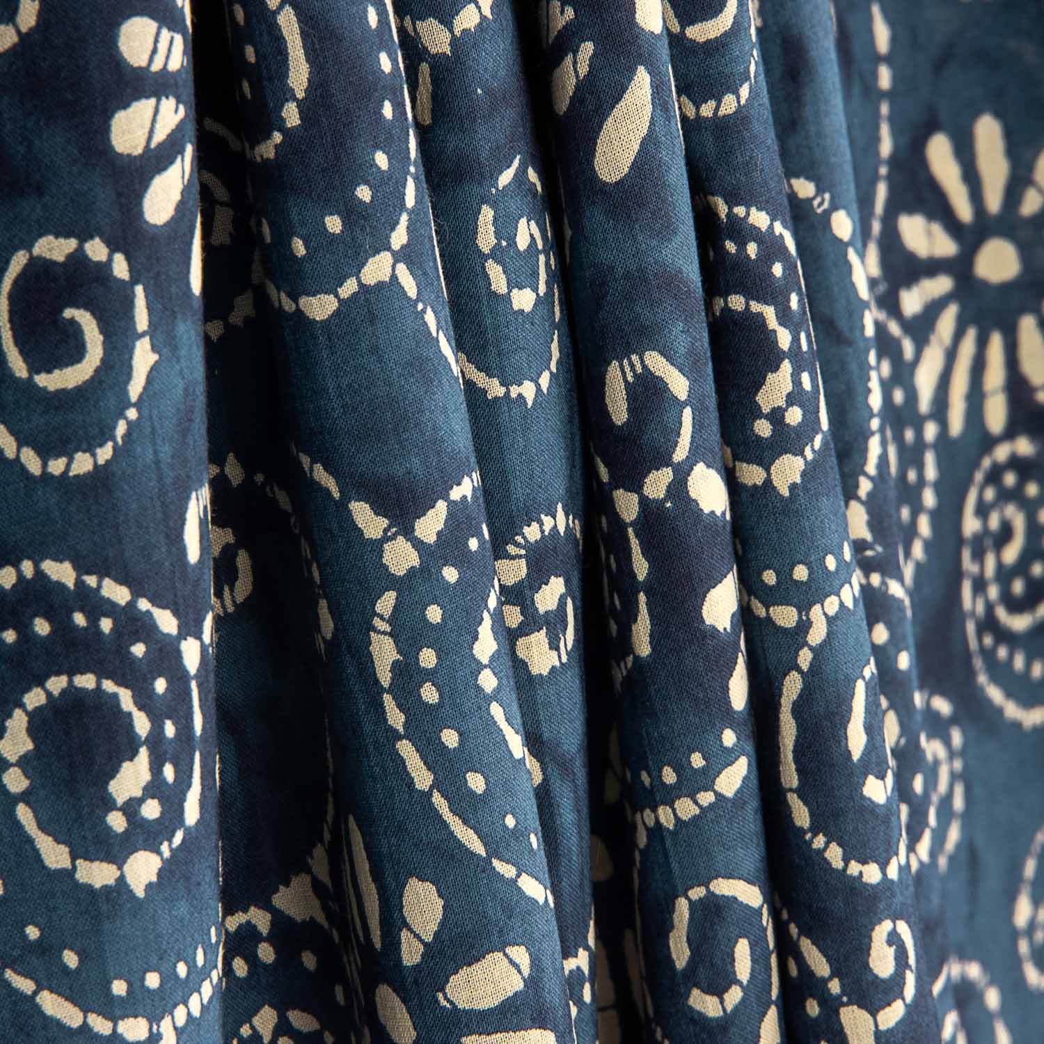 Voile Baumwolle Bedruckte Spiralen Batik Spiralen Indigo - Ribes y Casals
