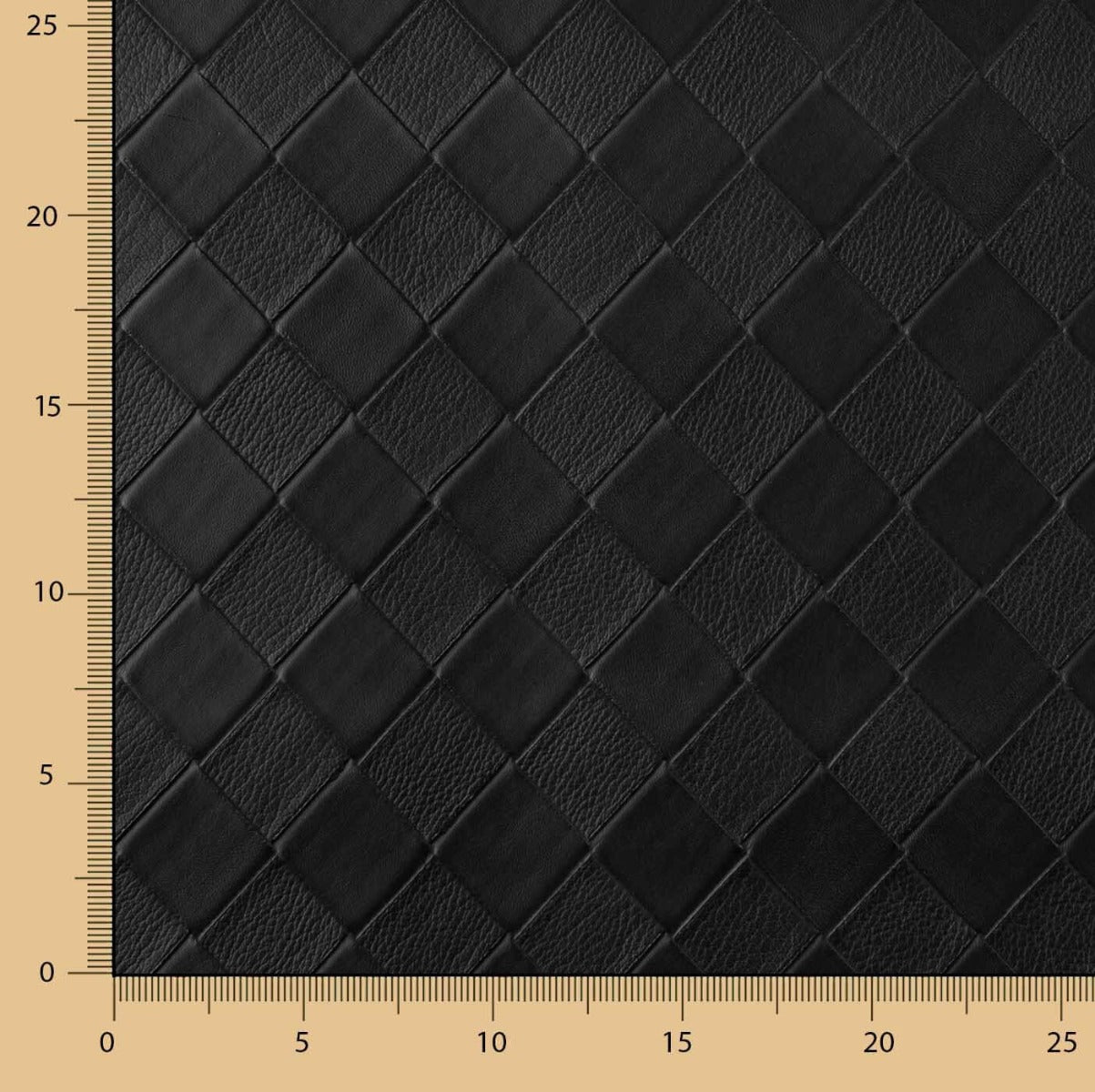 Rhombus Lackleder Schwarz - Ribes y Casals