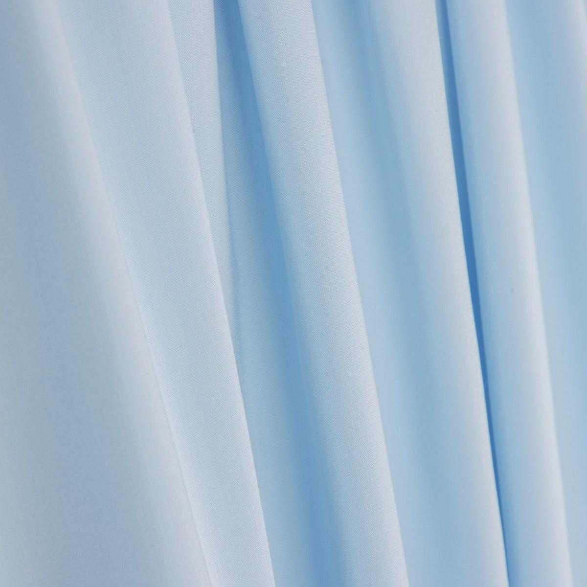Reststück feiner Popeline in Himmelblau – verschiedene Maße x Breite 145 cm - Ribes y Casals