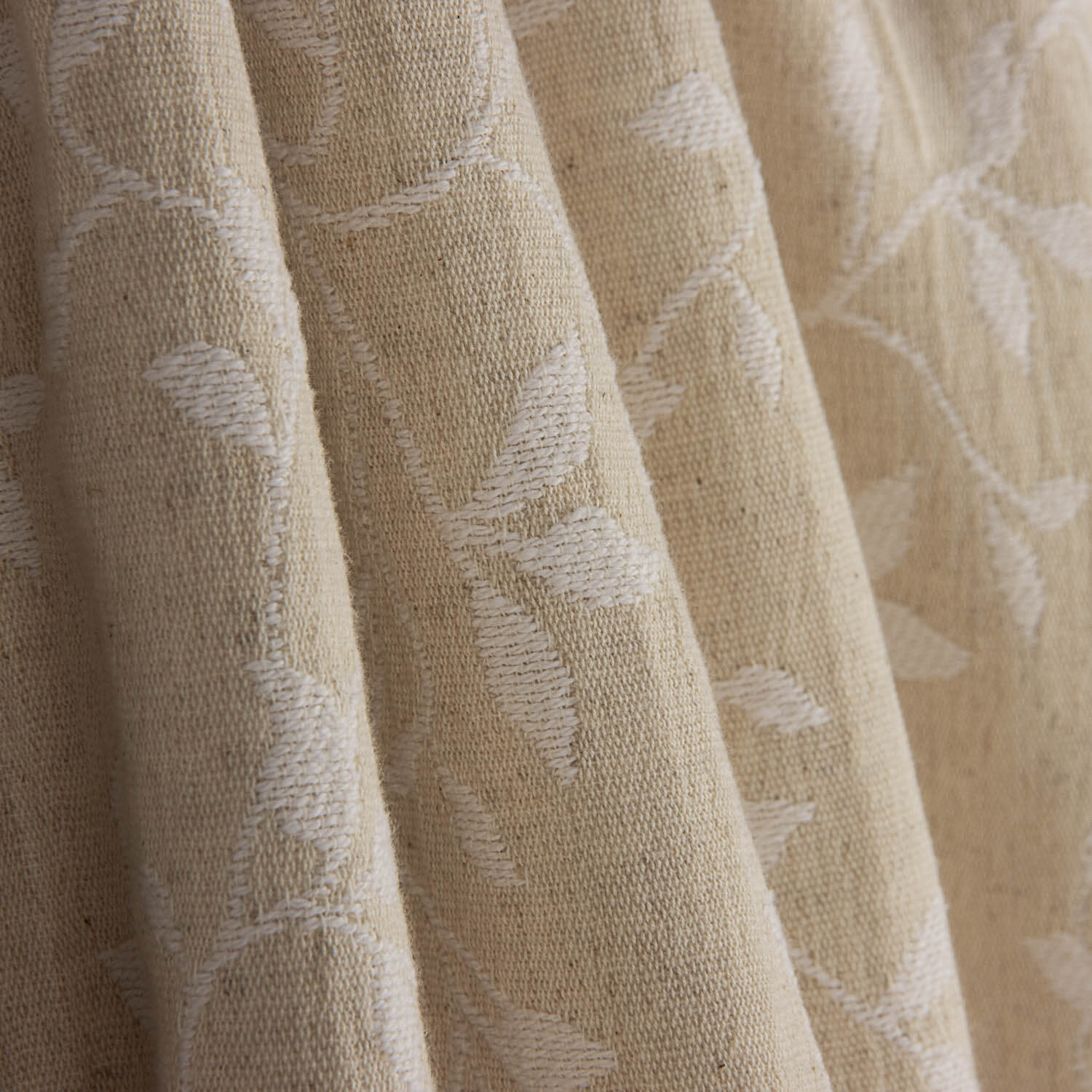 Jacquard-Heimtextil, beidseitig verwendbar, weiß und naturfarben mit Leinen - Ribes y Casals
