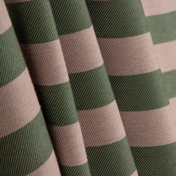 Zweifarbige Canvas-Streifen in Grün und Beige - Ribes y Casals