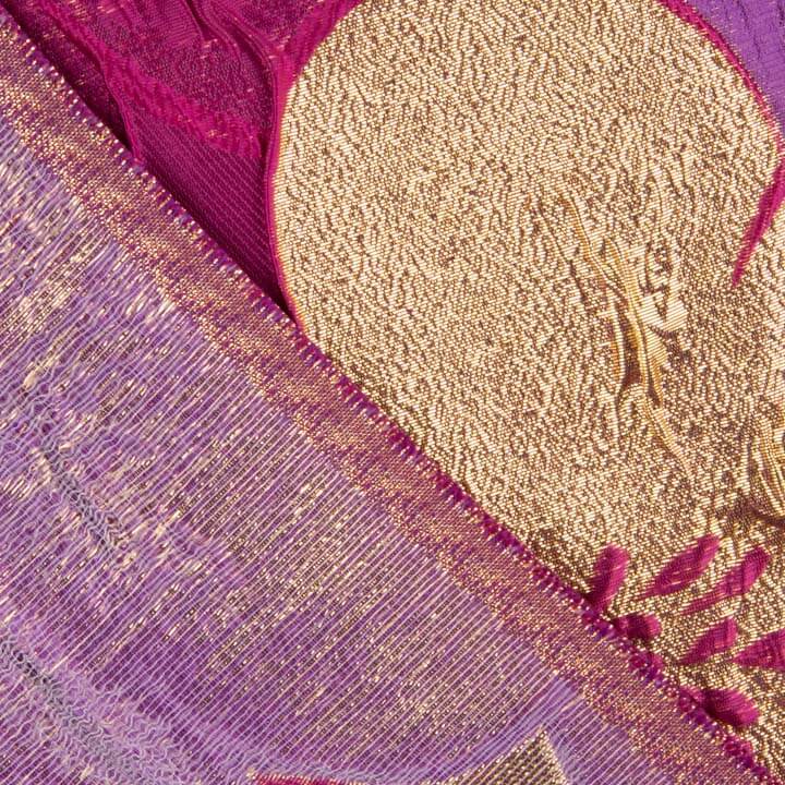 Jacquard-Muster mit Blütenblättern in Fuchsia und Lila - Ribes y Casals