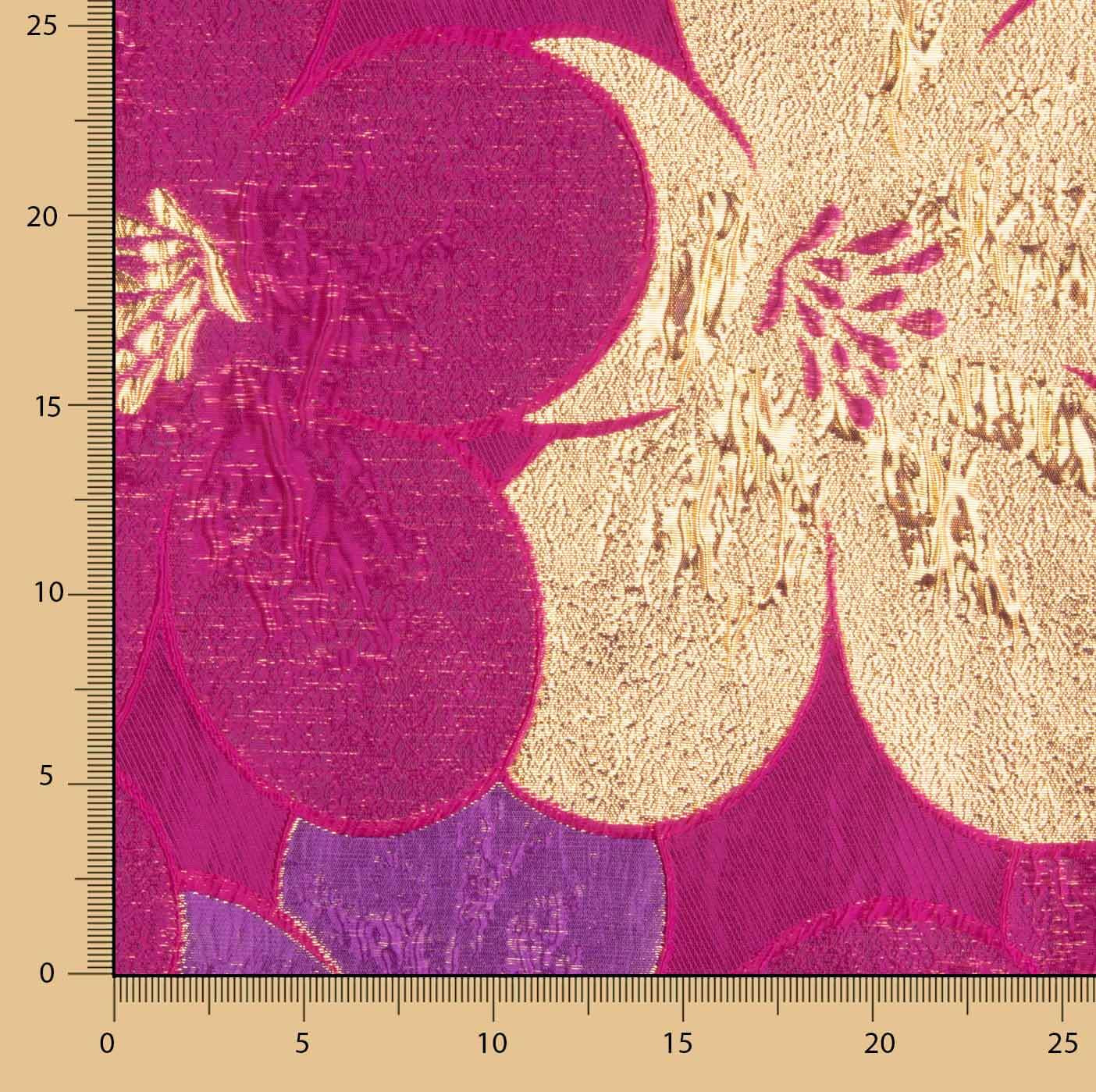 Jacquard-Muster mit Blütenblättern in Fuchsia und Lila - Ribes y Casals