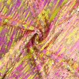 Paillettentüll „Fantasía“ mit schillernden Pailletten in Aurora-Fuchsia - Ribes y Casals