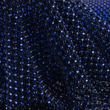 Marineblauer Netzstoff mit glänzenden blauen Strasssteinen - Ribes y Casals