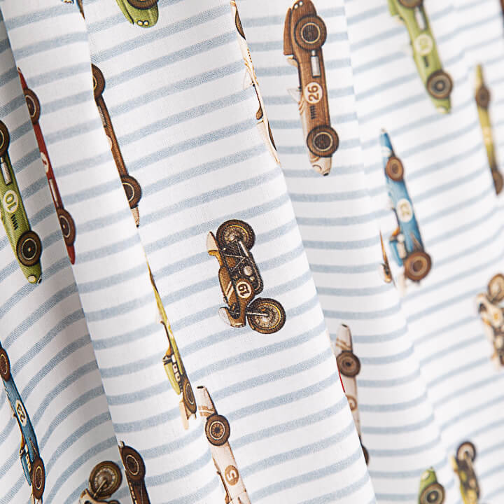 Bedrucktes Baumwollstoff-Bettlaken mit Motiven von Autos - Ribes y Casals