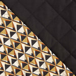 Schwarzer gesteppter Twill mit geometrischem Innenfutter - Ribes y Casals