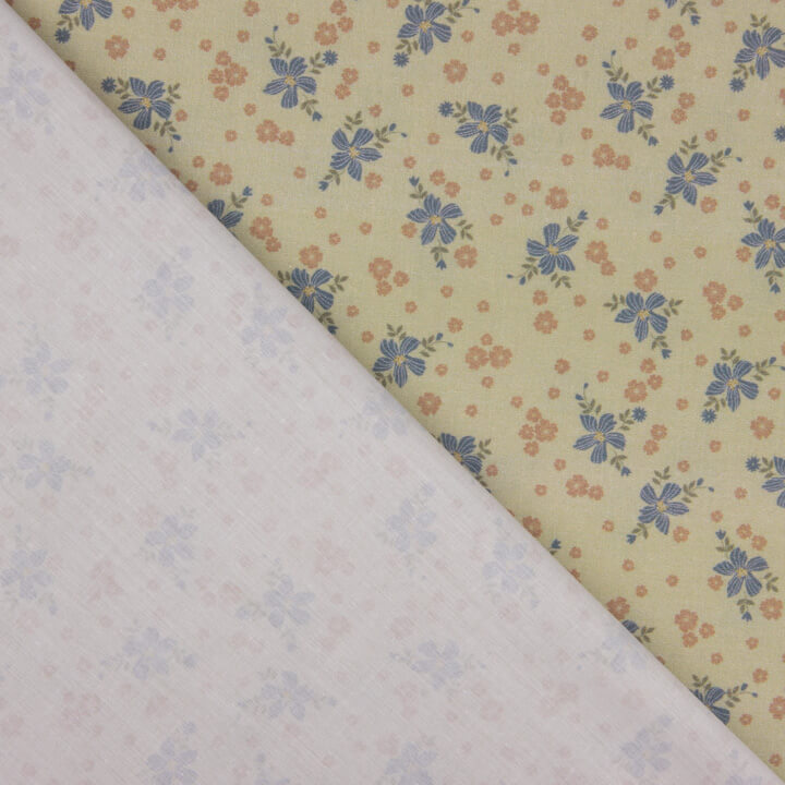 Perkal bedruckt mit blau-rosa Blumenmuster - Ribes y Casals