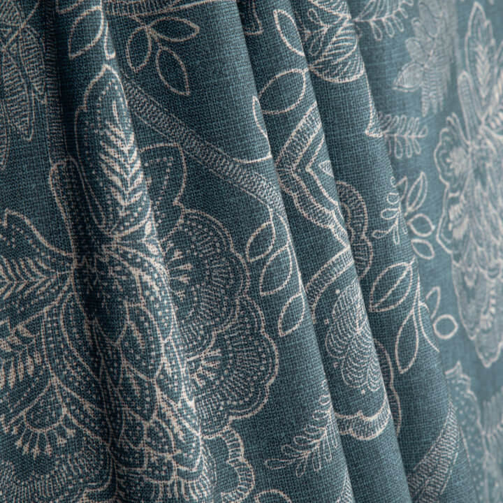 Canvas im Leinenstoff-Look mit provenzalischem Blumenmuster, blau - Ribes y Casals