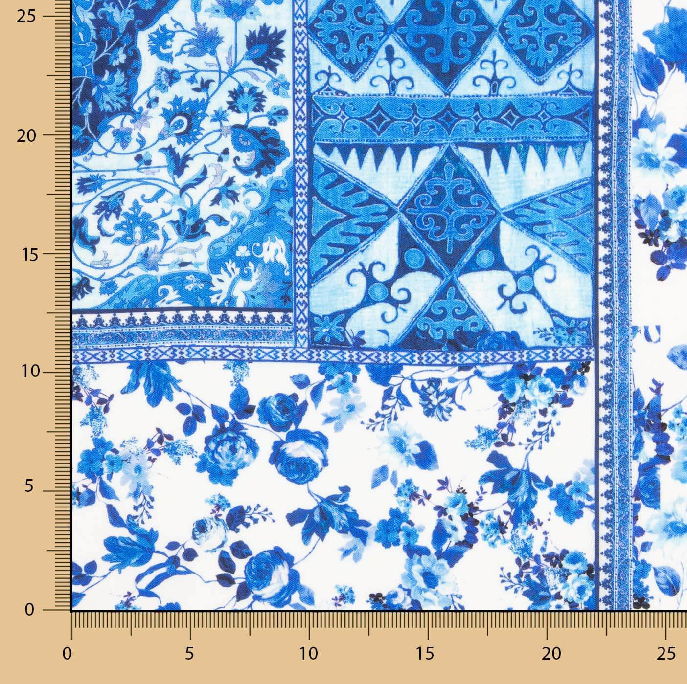 Blaue bedruckte Viskose im Patchwork-Stil - Ribes y Casals