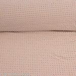 Elastischer Stoff mit silbernen, irisierenden Strasssteinen in Rosa, Nude-Optik - Ribes y Casals