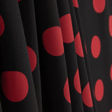 Koshibo-Stoffrest mit 33-mm-Punkten in Schwarz-Rot – verschiedene Längen x 150 cm Breite - Ribes y Casals