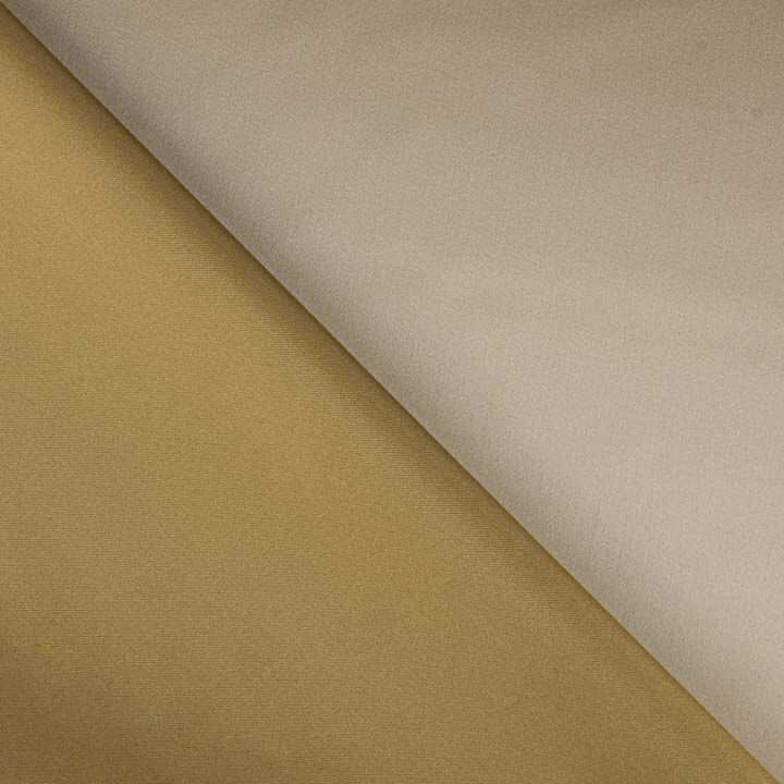 Wendbarer Mikado-Satin in den Farben „Tornasol Beige Weich“ und „Camel“ - Ribes y Casals