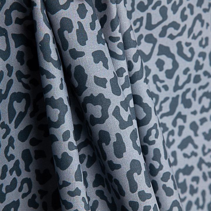 Bedrucktes Perkal „Nairobi“ in Marineblau und Grau mit Maritim-Muster - Ribes y Casals