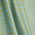 Bedrucktes Perkal „Nairobi“ in Limettengrün und Himmelblau - Ribes y Casals