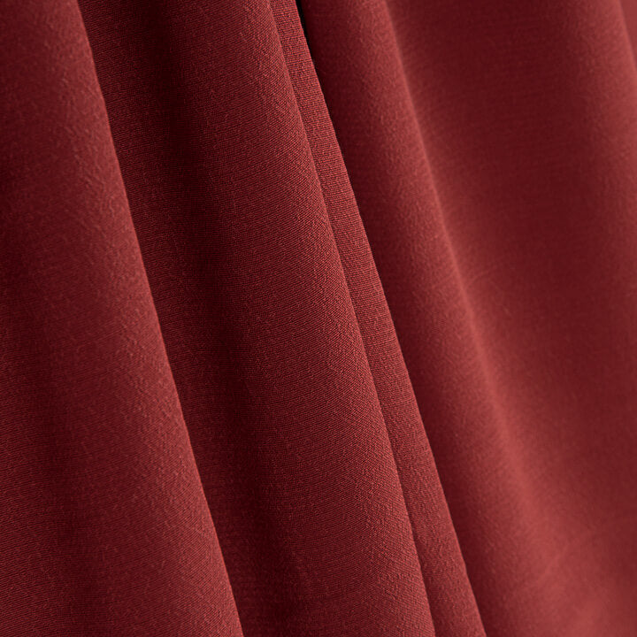 Polyester-Crêpe in Granatrot – Sonderangebot - Ribes y Casals