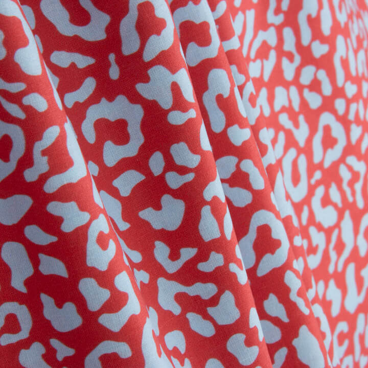 Bedrucktes Perkal „Nairobi“ in Rot und Blau - Ribes y Casals
