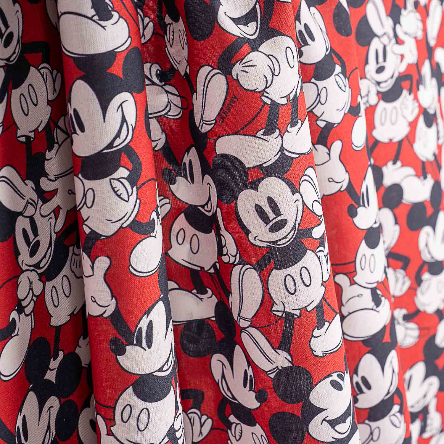 Mickey Mouse bedruckte Baumwollpopeline - Ribes y Casals
