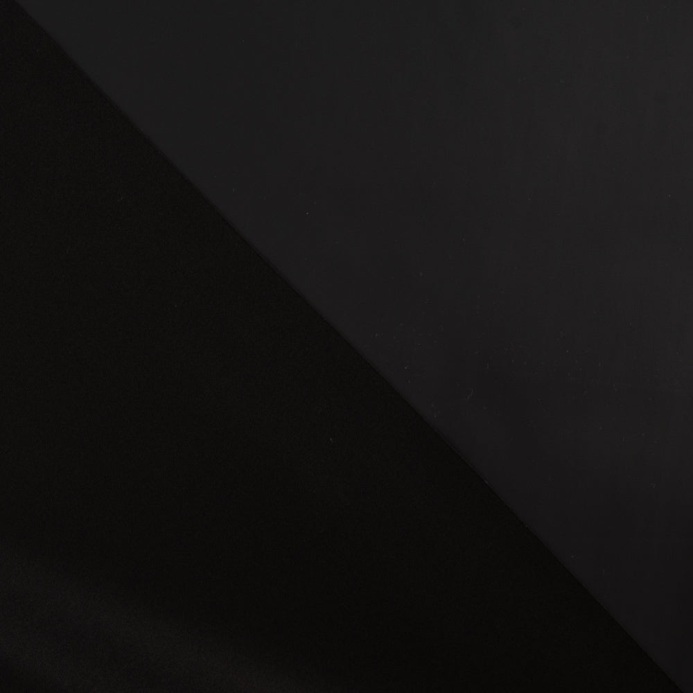 Wasserdichter Pullover in Schwarz - Ribes y Casals