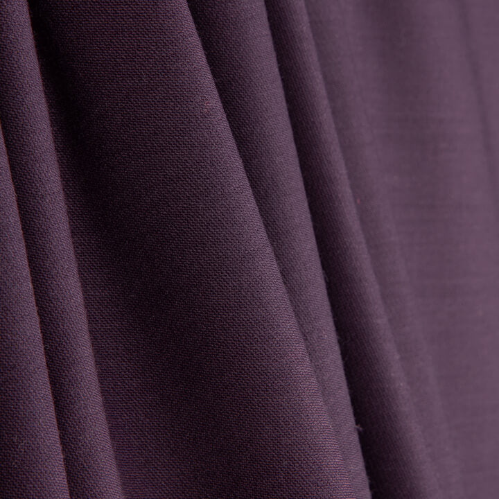Stretch-Köper in Aubergine - Ribes y Casals