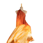 Orangefarbener Satin mit Wasserfalldruck - Ribes y Casals
