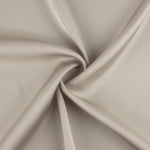 Feiner Polyester-Satin in der Farbe „Piedra“ - Ribes y Casals