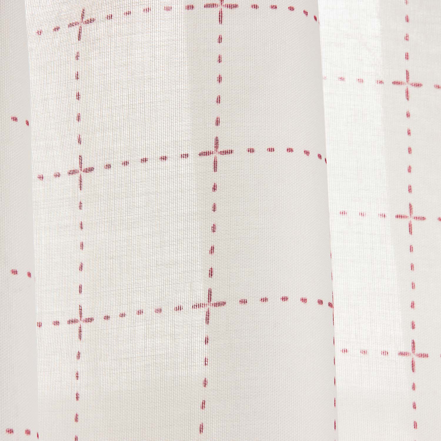 Roter geometrischer quadratischer Netzvorhang - Ribes y Casals