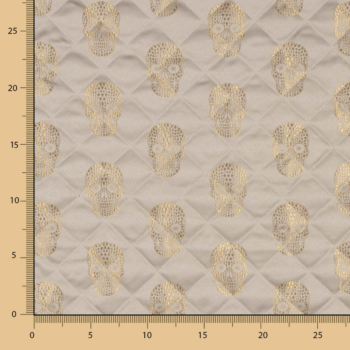 Gesteppte Jacquard-Steppdecke Totenköpfe Gold - Ribes y Casals
